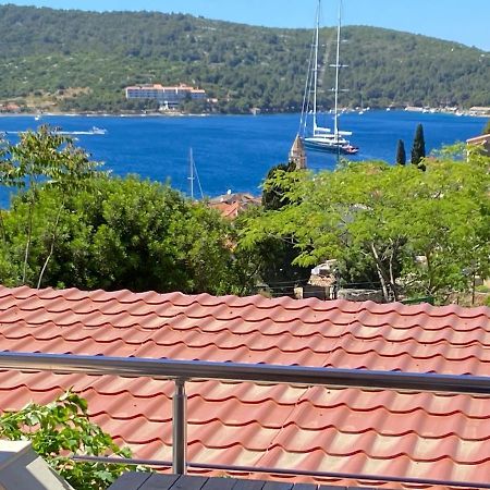 Vila Sunce Vis Exterior photo