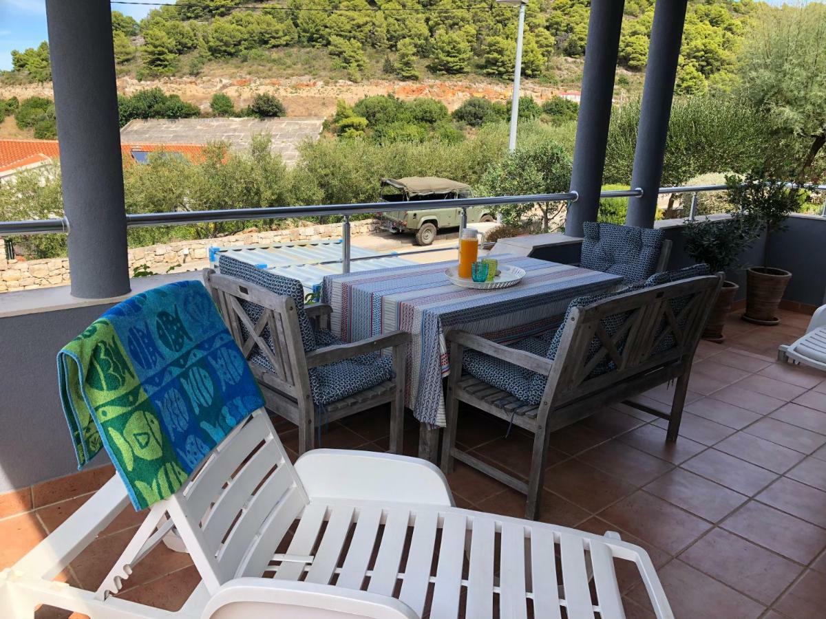 Vila Sunce Vis Exterior photo